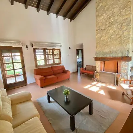 Villa La Casona La Teja مزرعة للإقامة *